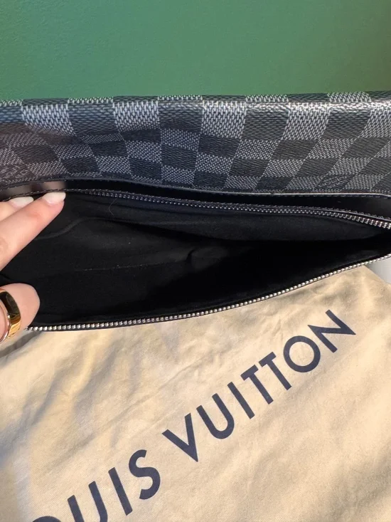 Louis Vuitton Damier Graphite Canvas District MM Bag - Picture 6 of 10